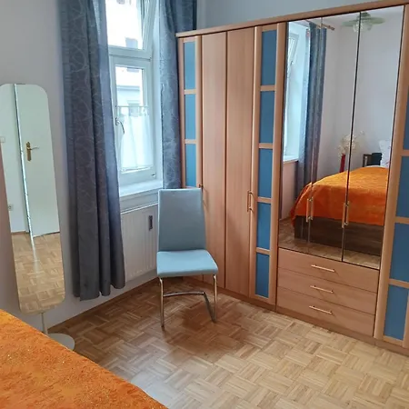 2 Zimmerwohnung Im Herzen Von Апартаменти